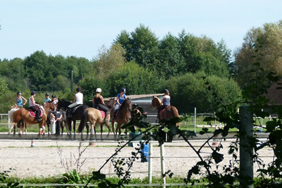 Centre équestre du vieux Château - photo 1