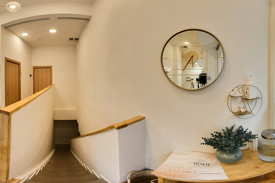 MYSELF BEAUTY CENTER - photo 0
