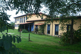 HOTEL LA LLOSA DE FOMBONA