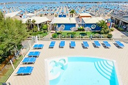 Hotel Diplomat Marine