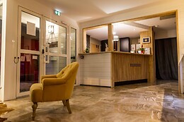Ostal Hôtel Pau Université
