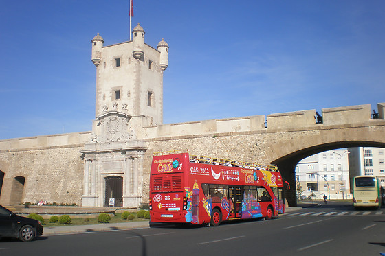 CITY SIGHTSEEING CÁDIZ - photo 1