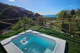 LA MISTIC CARAVAN AXARQUIA