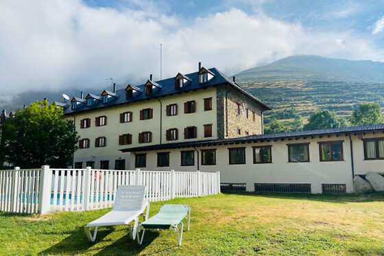 APARTAMENTOS SOLANA, HOTEL TAULL & ROMANIC - photo 10