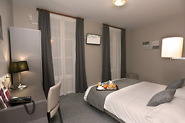 Hôtel Henri IV ***