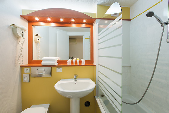 Comfort Hotel Montlucon - photo 18