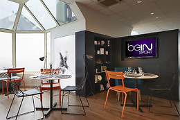Hôtel-Restaurant Kyriad Colombes