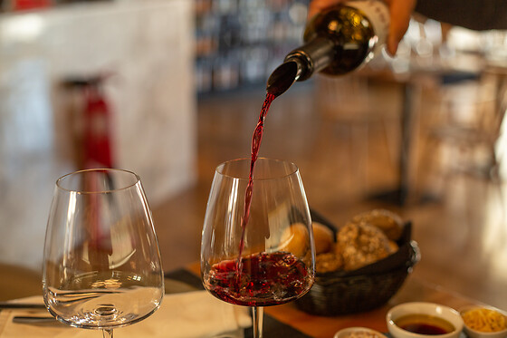 SEIS WINE BAR - GARRAFEIRA & PETISCOS - photo 15