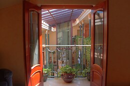 HOTEL AVENIDA