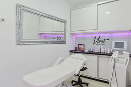 CLINICAS MONET MARBELLA