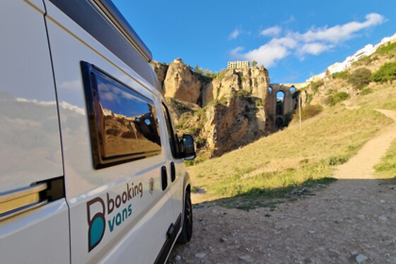 BOOKINGVANS - photo 3