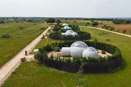 MILUNA  OPEN NATURE ROOMS