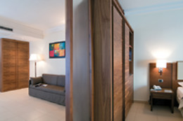 Suites & Residence Hotel