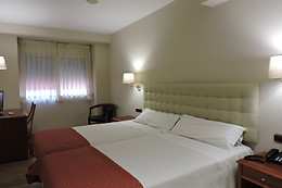 HOTEL EL NOGAL