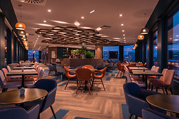 QH PARIS PORTE MONTMARTRE