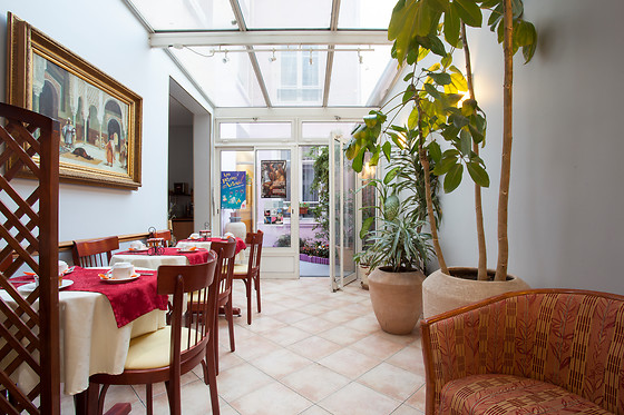 Hôtel Poussin - photo 6