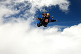 I JUMP SKYDIVE PURA VIDA