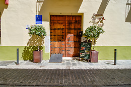 LA CASA DE LAS TITAS