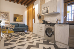APARTAMENTOS VIRGEN BLANCA
