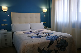 HOTEL PLAYA COMPOSTELA