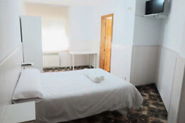 HOSTAL RESTAURANTE JAUFIL