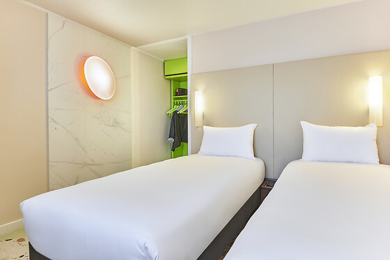Greet Hotel Versailles - Voisins Le Bretonneux - photo 3