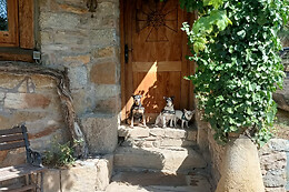 CAL SERRAT